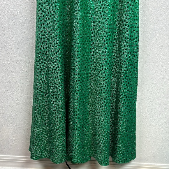 Vintage Mollie Parnis Boutique 1960’s long emerald green sequin mock neck gown - Picture 10 of 13